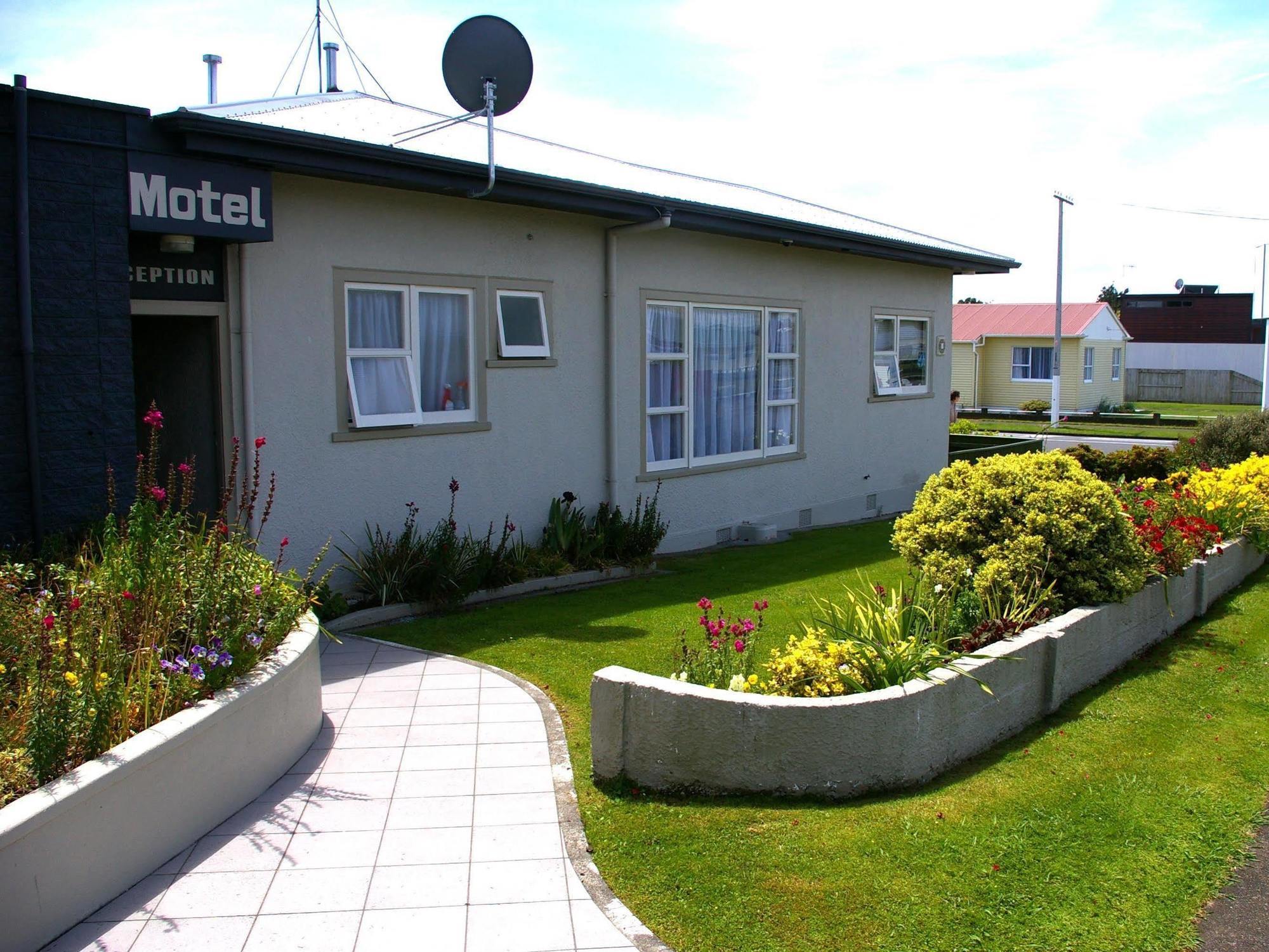 Totara Lodge Motel Levin Exterior photo